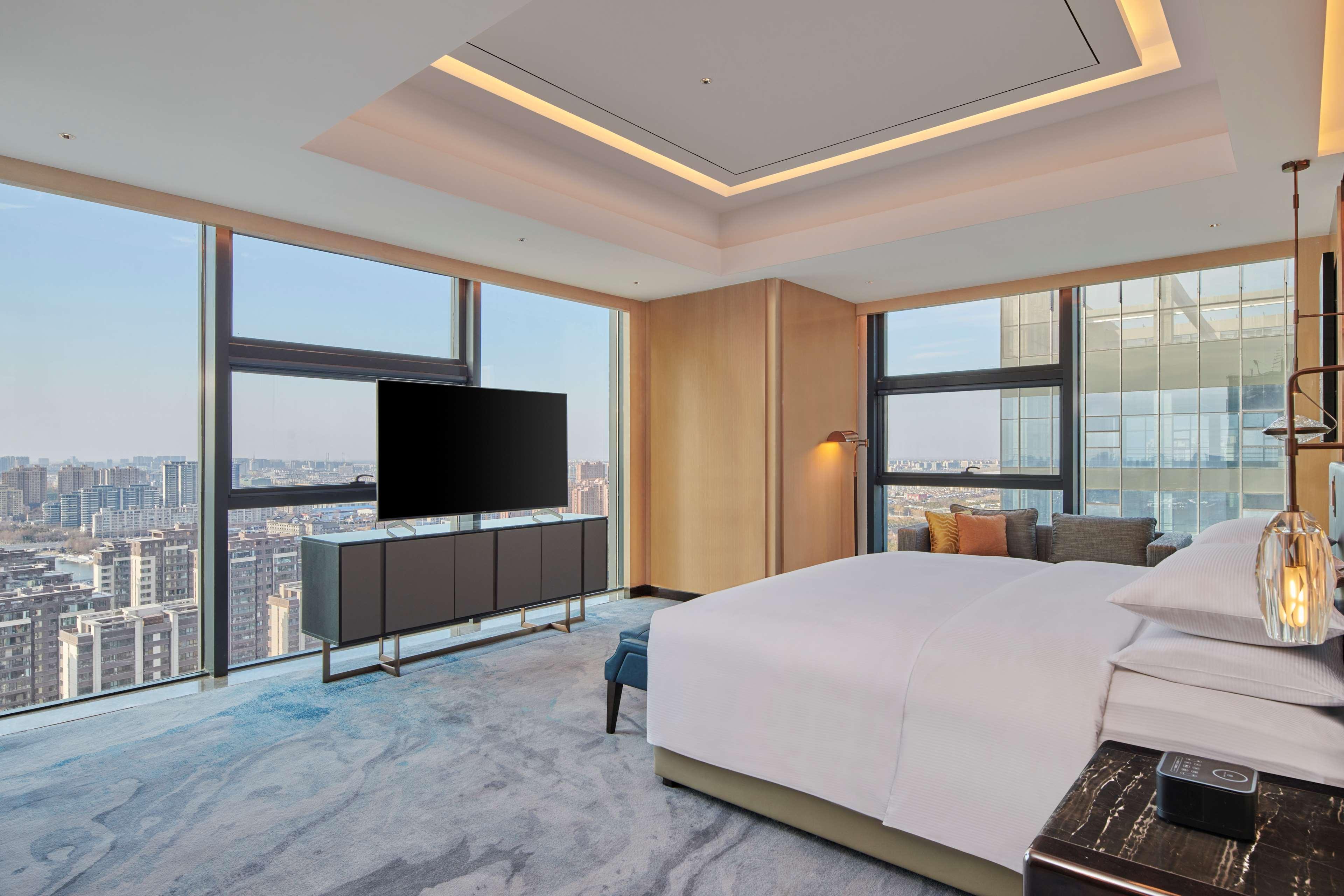 Отель Hilton Yancheng Яньчэн Экстерьер фото