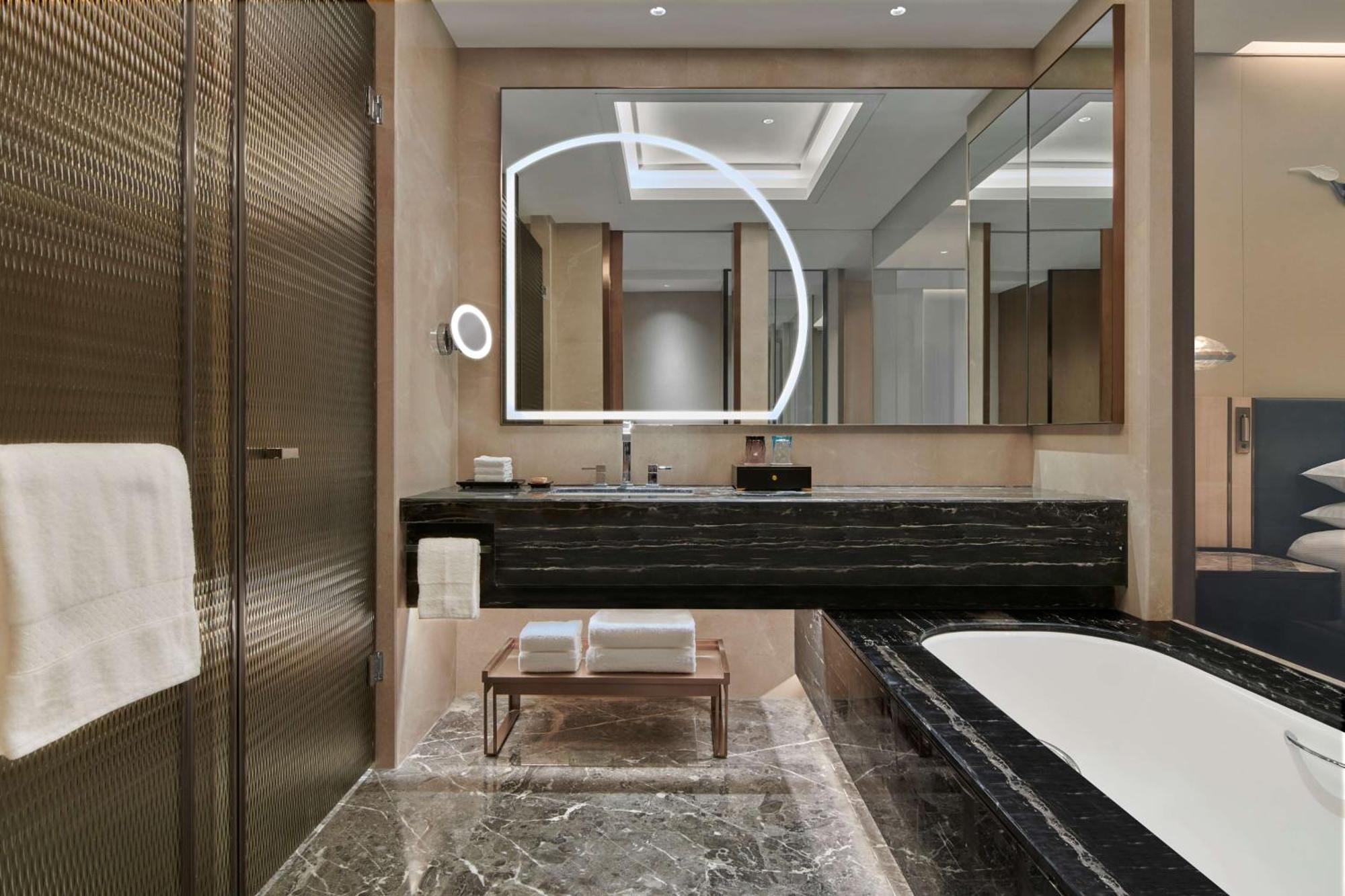 Отель Hilton Yancheng Яньчэн Экстерьер фото